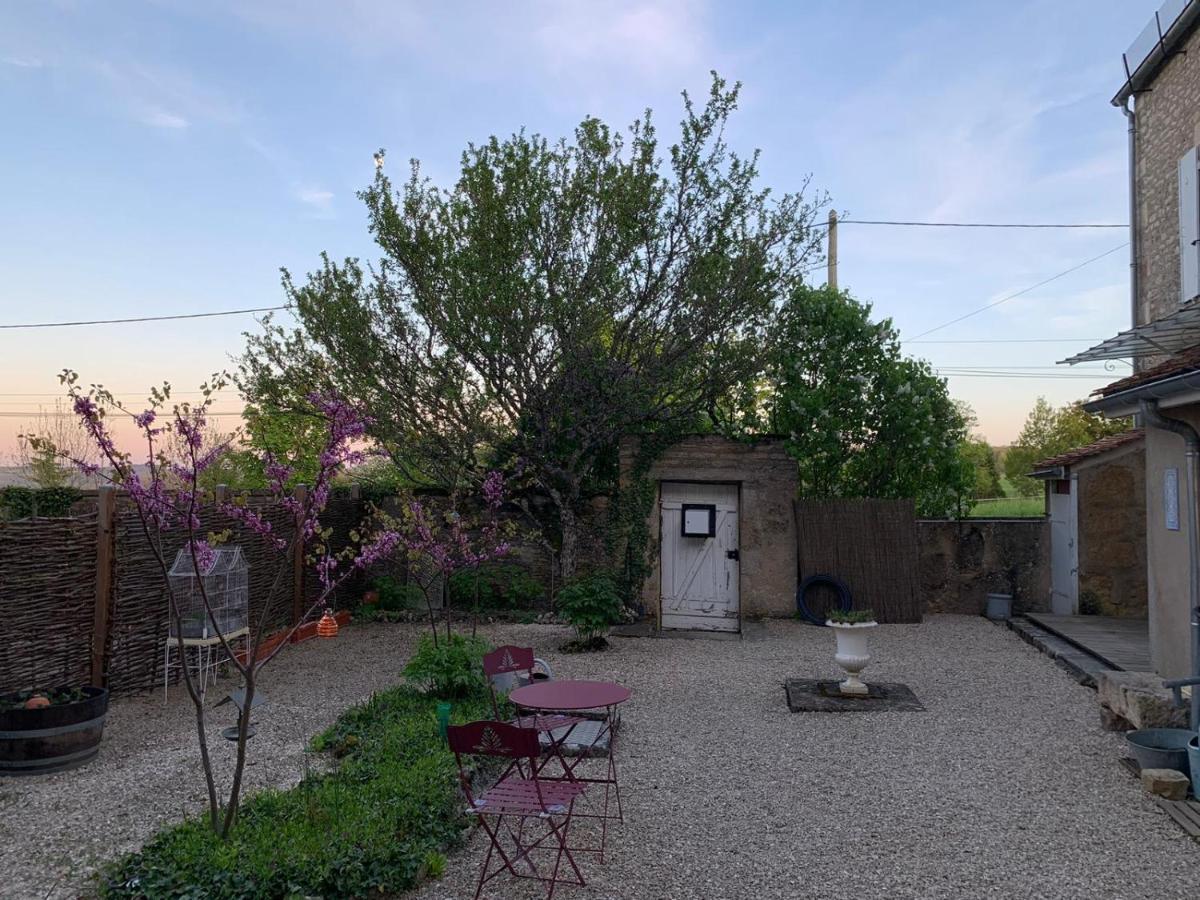 La Flavignienne Bed & Breakfast Flavigny-sur-Ozerain Exterior foto